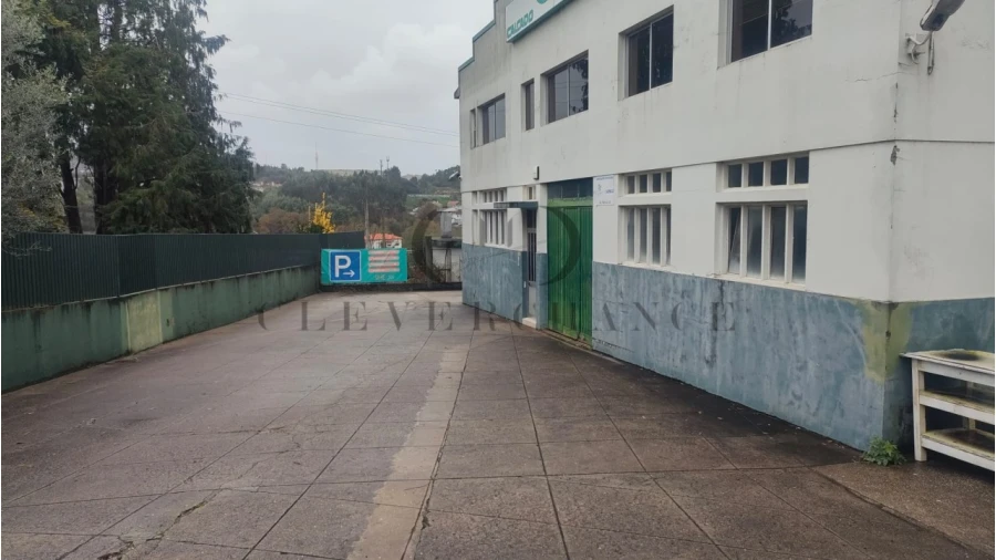 Escritório para Arrendamento em Avintes Foto 2