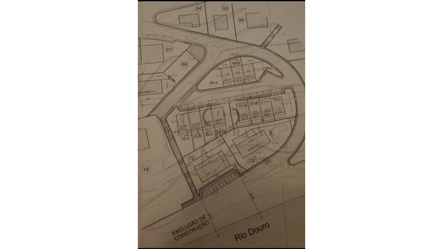 Terreno para Venda em Oliveira do Douro Foto 8