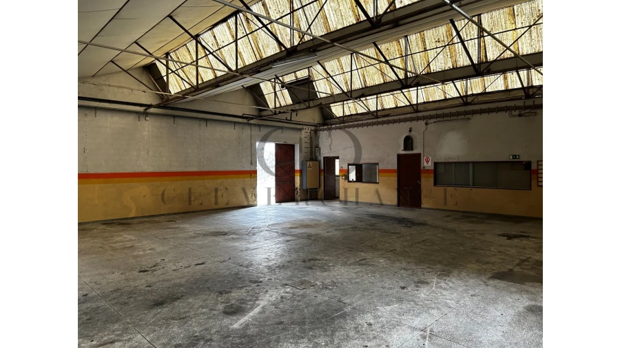 Armazém para Arrendamento em Cidade da Maia Foto 4