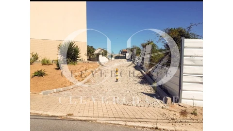 Terreno para Venda em Sandim, Olival, Lever e Crestuma