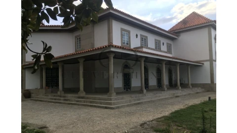 Quinta T10 para Venda em Penafiel