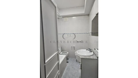 Apartamento T4 para Venda em Cedofeita, Santo Ildefonso, Sé, Miragaia, São Nicolau e Vitória