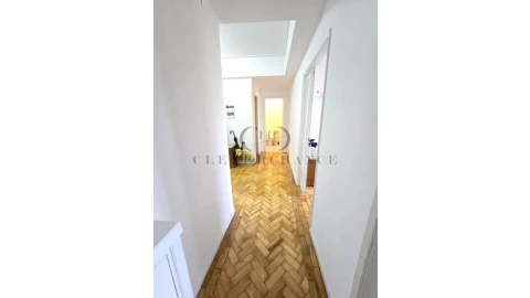 Apartamento T4 para Venda em Cedofeita, Santo Ildefonso, Sé, Miragaia, São Nicolau e Vitória