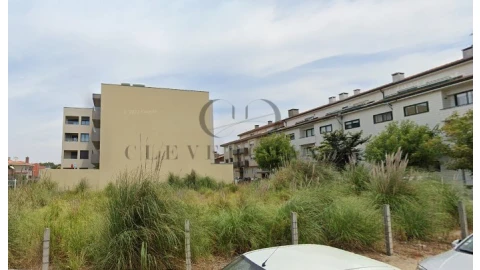 Terreno para Venda em Espinho