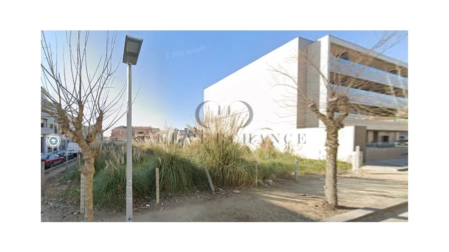 Terreno para Venda em Espinho