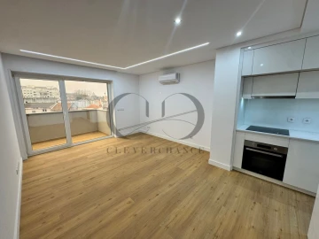 Apartamento T2 para Venda em Cedofeita, Santo Ildefonso, Sé, Miragaia, São Nicolau e Vitória