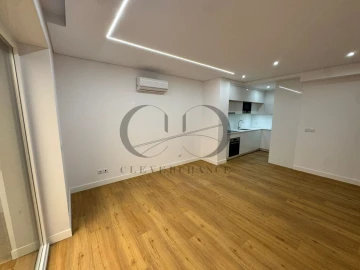 Apartamento T2 para Venda em Cedofeita, Santo Ildefonso, Sé, Miragaia, São Nicolau e Vitória