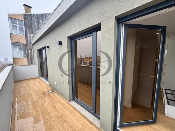 Apartamento T2 para Venda em Cedofeita, Santo Ildefonso, Sé, Miragaia, São Nicolau e Vitória Foto 5