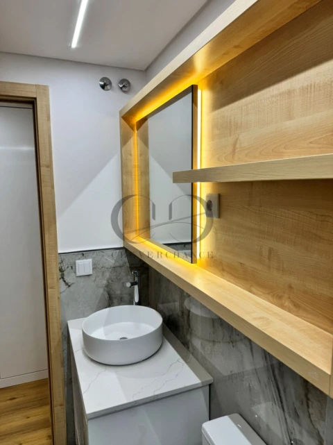 Apartamento para Venda em Cedofeita, Santo Ildefonso, Sé, Miragaia, São Nicolau e Vitória