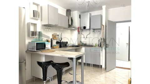Apartamento T1 para Venda em Quarteira