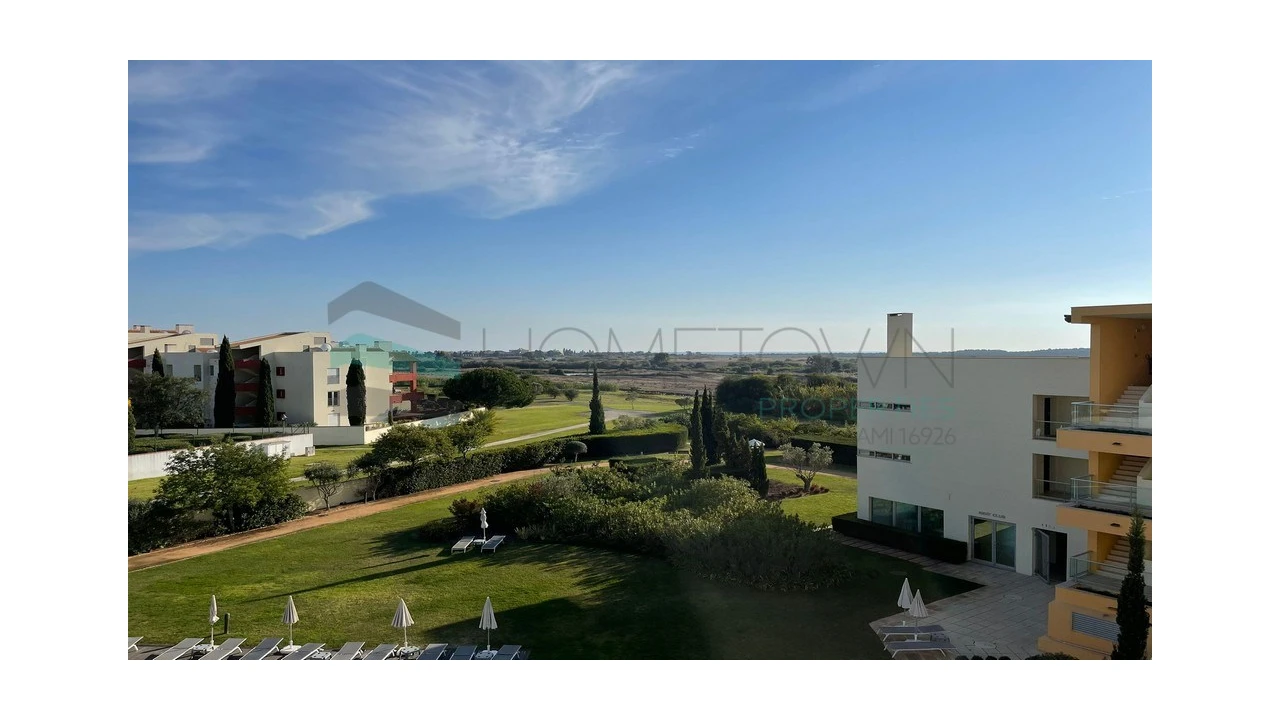 Apartamento T2 para Venda em Quarteira Foto 2