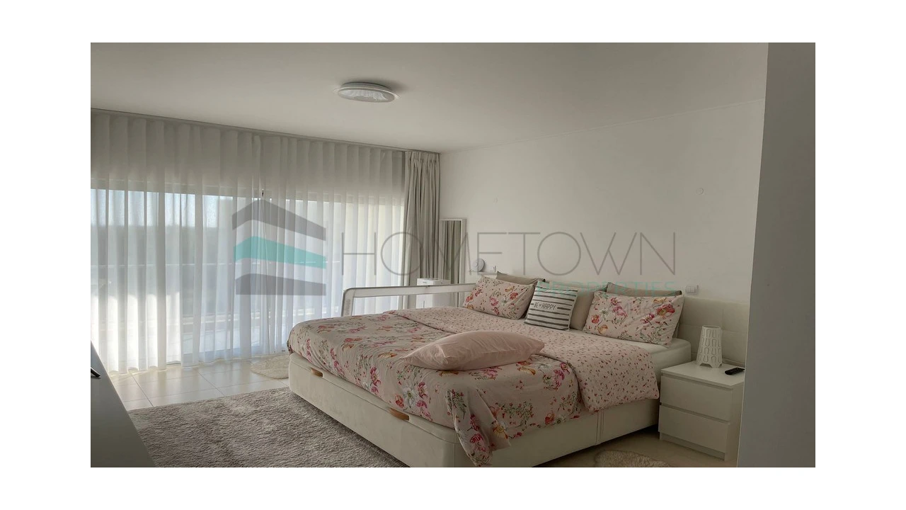 Apartamento T2 para Venda em Quarteira Foto 9