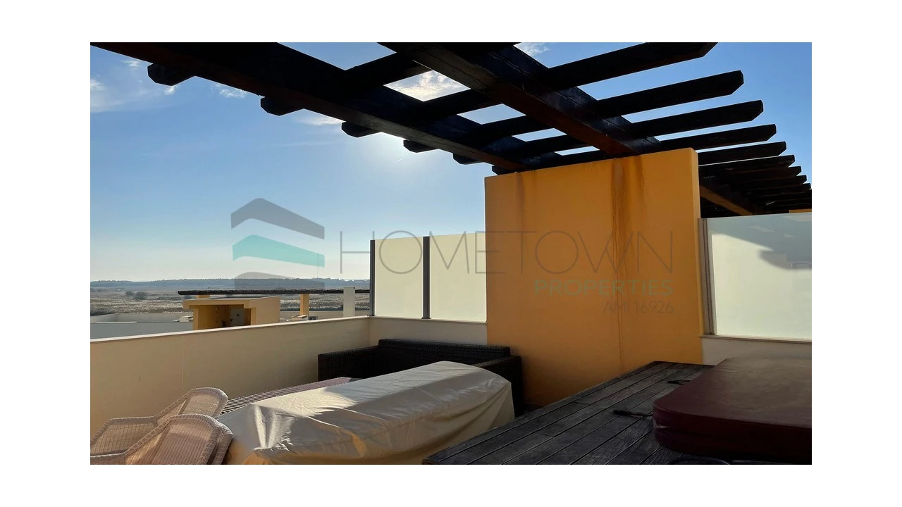 Apartamento T2 para Venda em Quarteira Foto 11