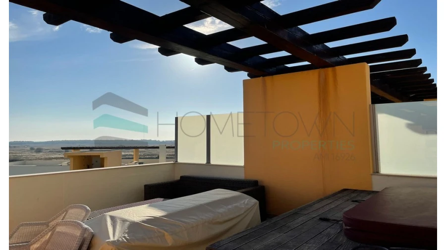 Apartamento T2 para Venda em Quarteira Foto 11