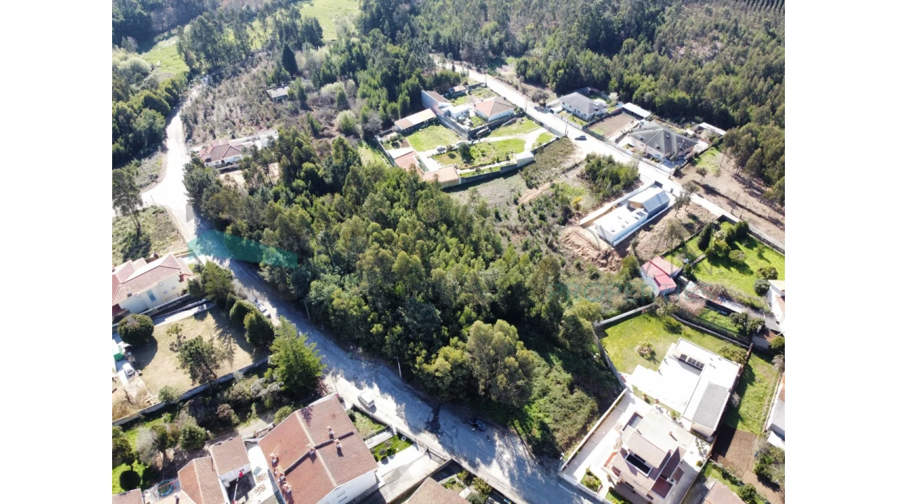 Terreno para Venda em Grijó e Sermonde Foto 1
