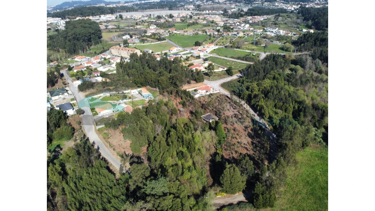 Terreno para Venda em Grijó e Sermonde Foto 10