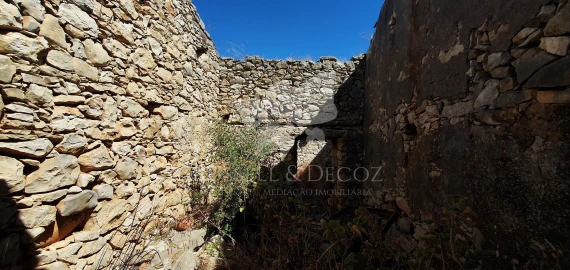 Terreno para Venda em Faro (Sé e São Pedro)