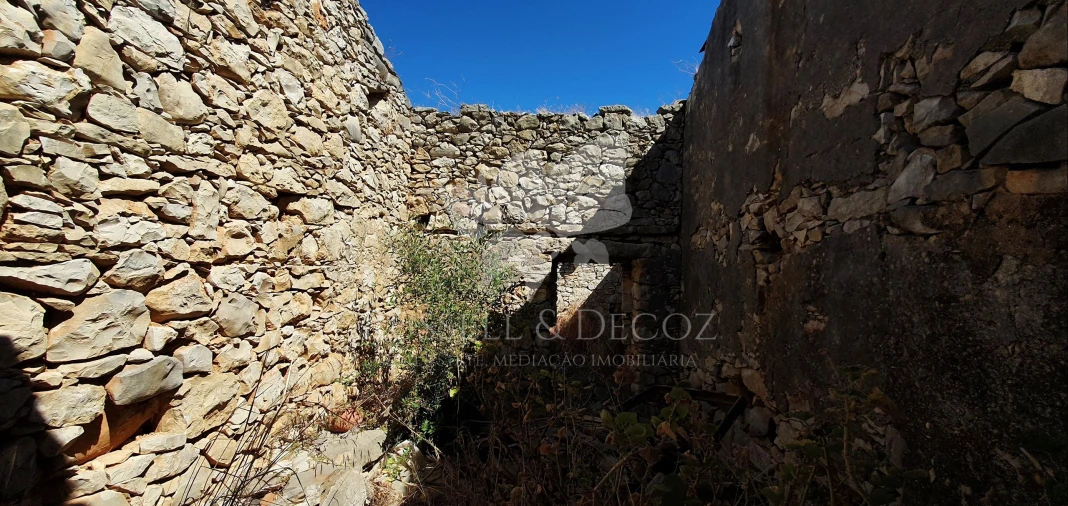 Terreno para Venda em Faro (Sé e São Pedro) Foto 12