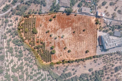 Terreno para Venda em Faro (Sé e São Pedro)