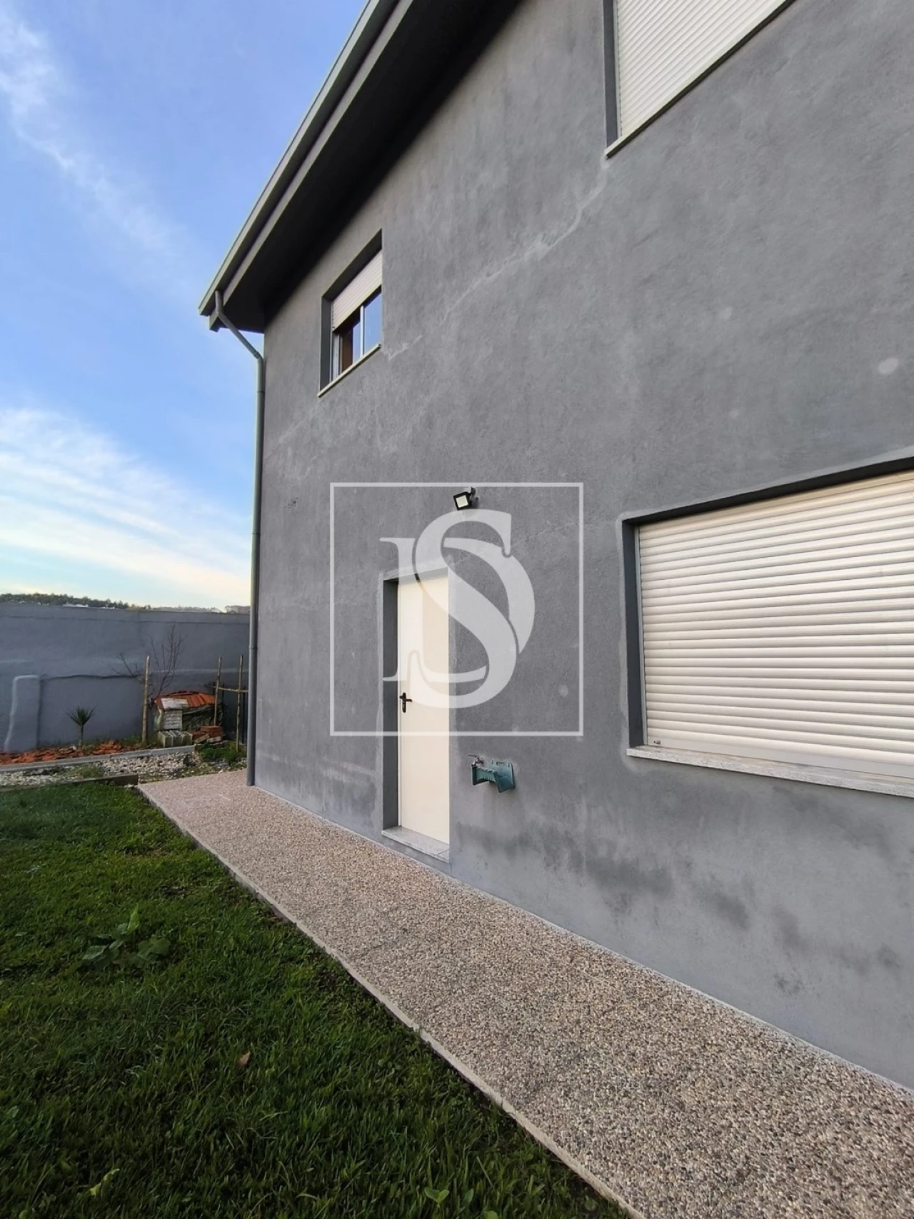 Moradia T3 para Venda em Vilar de Andorinho Foto 16