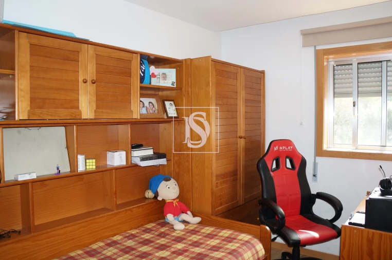 Moradia T3 para Venda em Vilar de Andorinho Foto 50