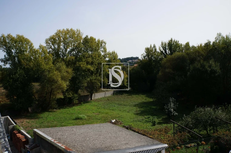 Moradia T3 para Venda em Vilar de Andorinho Foto 34