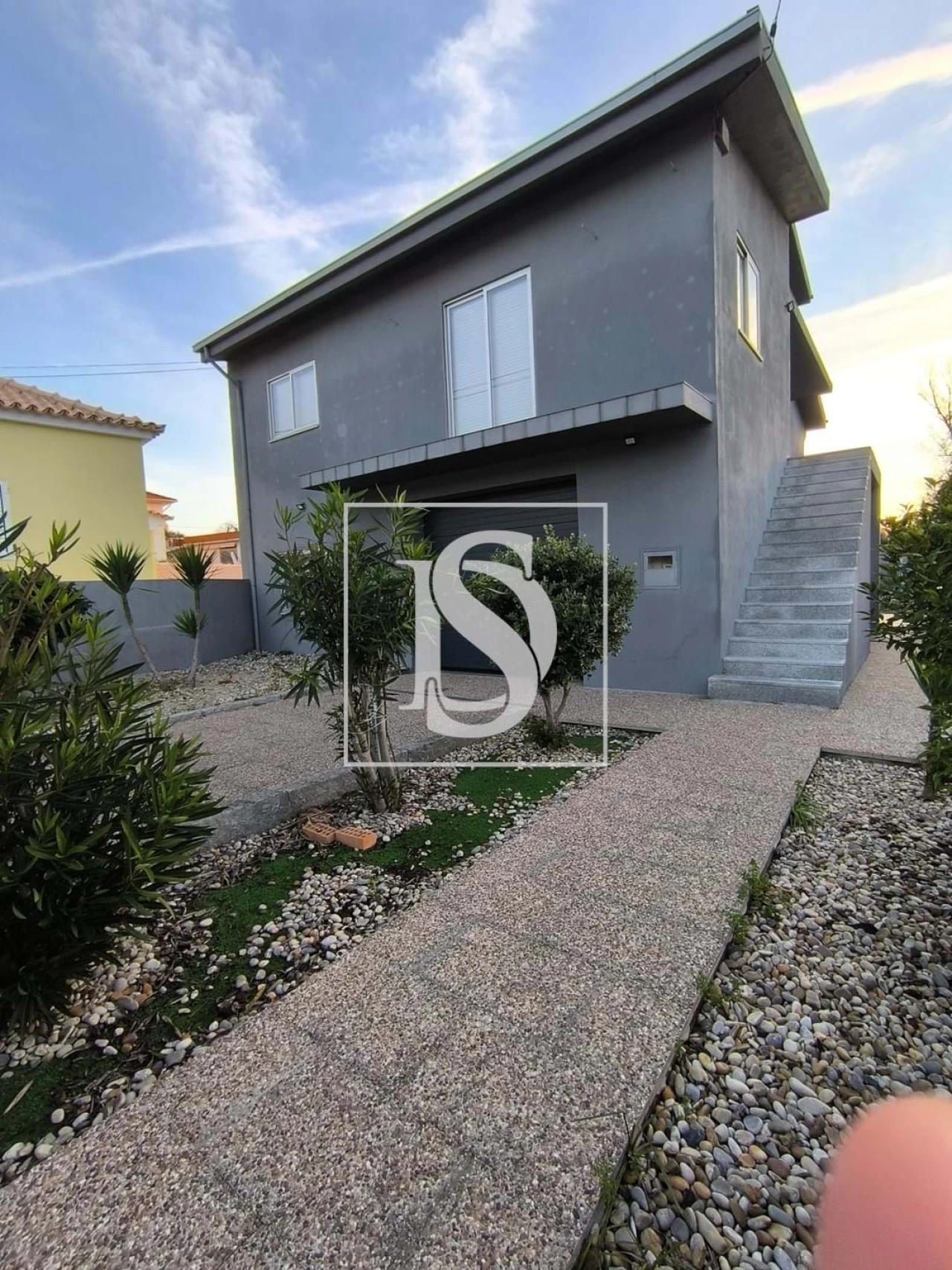 Moradia T3 para Venda em Vilar de Andorinho Foto 1