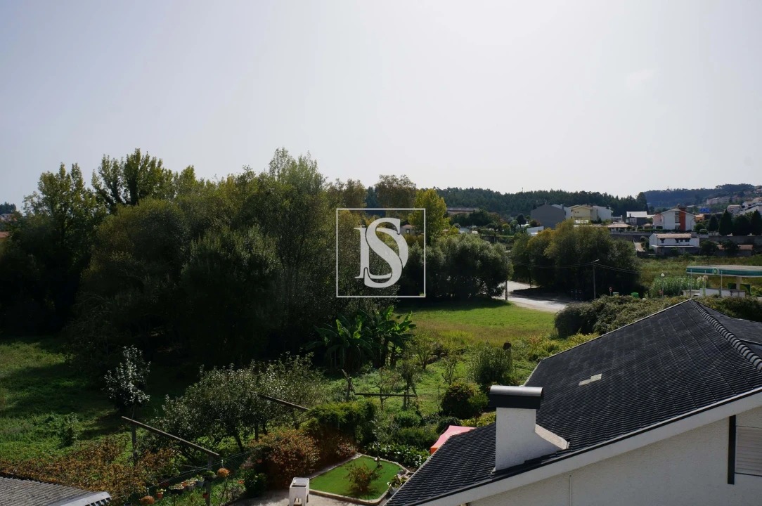 Moradia T3 para Venda em Vilar de Andorinho Foto 33