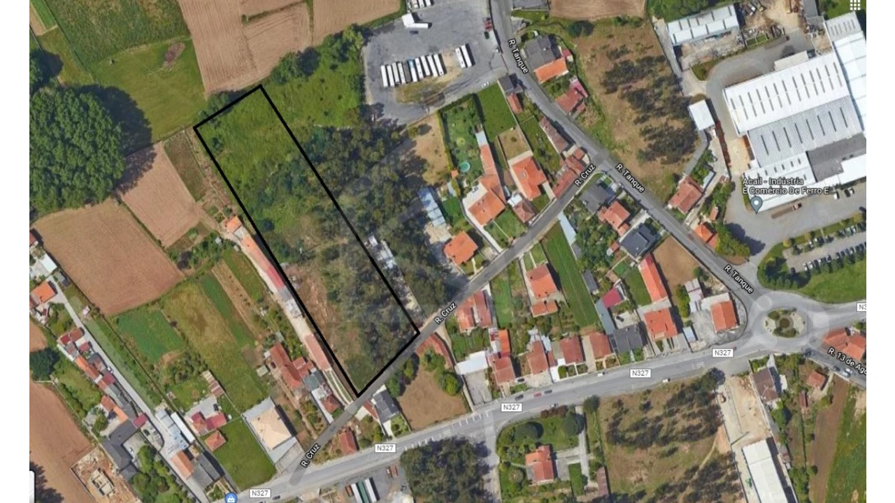 Terreno para Venda em São Miguel do Souto e Mosteirô Foto 5