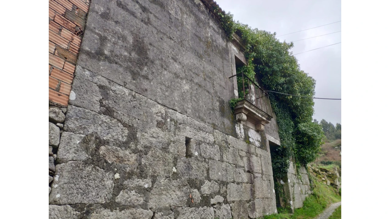 Moradia T3 para Venda em Roge Foto 1