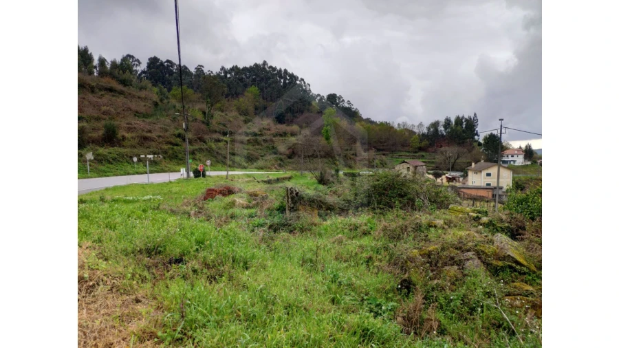 Moradia T3 para Venda em Roge Foto 7