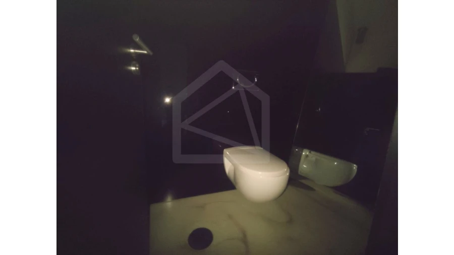 Armazém para Venda em São João da Madeira Foto 23