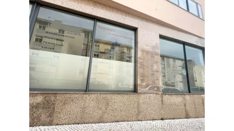 Loja para Venda em São João da Madeira