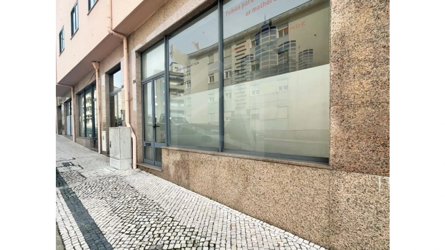 Loja para Venda em São João da Madeira