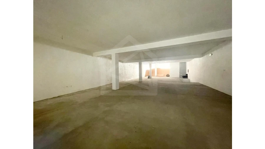 Loja para Venda em São João da Madeira Foto 13