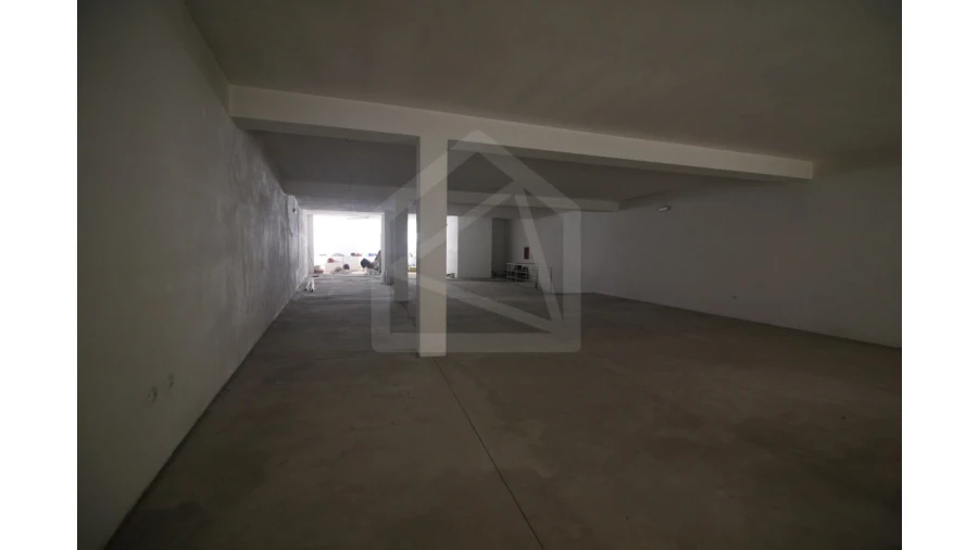 Loja para Venda em São João da Madeira Foto 10