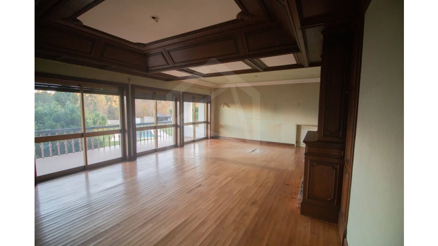 Moradia T4 para Venda em Canedo, Vale e Vila Maior Foto 1