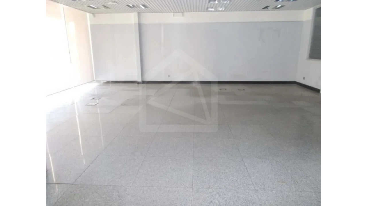 Loja para Venda em Cortegaça Foto 3