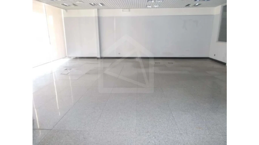 Loja para Venda em Cortegaça Foto 3