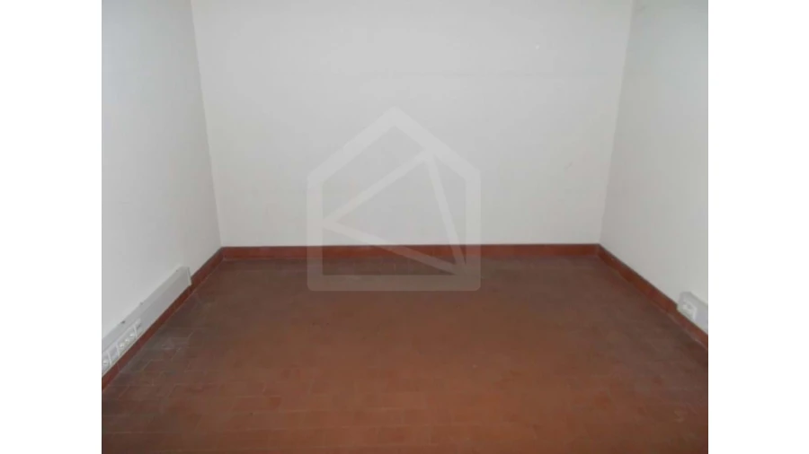 Loja para Venda em Cortegaça Foto 4