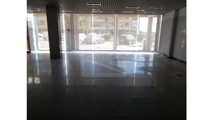 Loja para Venda em Cortegaça Foto 6