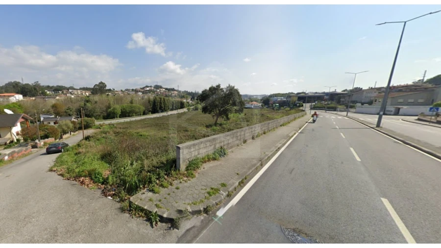 Terreno para Venda em O. Azeméis, Riba-Ul, Ul, Macinhata Seixa, Madail Foto 1