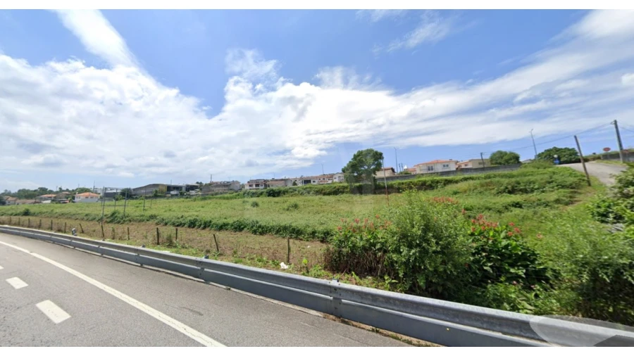 Terreno para Venda em O. Azeméis, Riba-Ul, Ul, Macinhata Seixa, Madail Foto 6