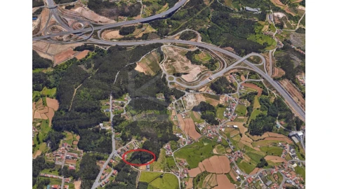 Terreno para Venda em Sandim, Olival, Lever e Crestuma