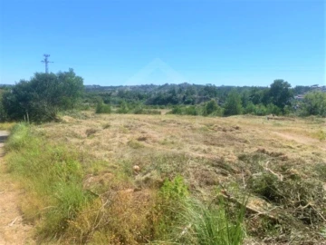 Terreno para Venda em Sandim, Olival, Lever e Crestuma