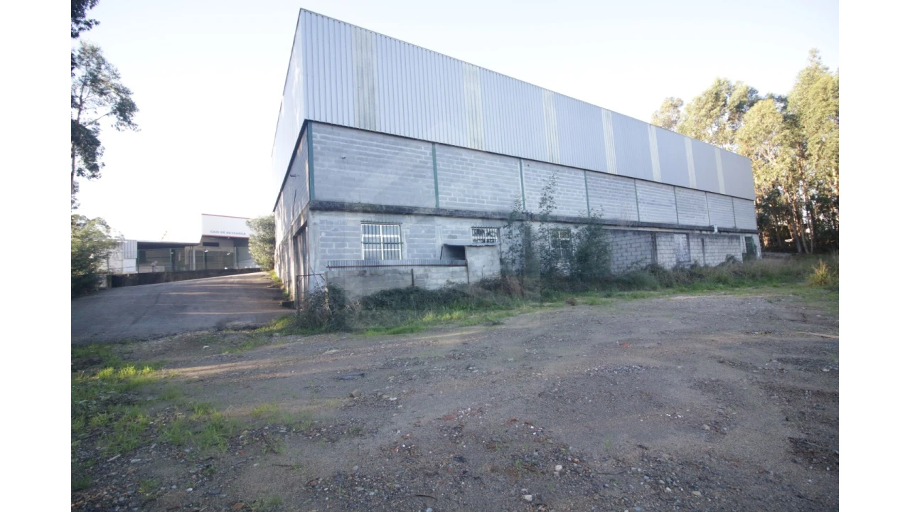 Armazém para Venda em Sever do Vouga Foto 1