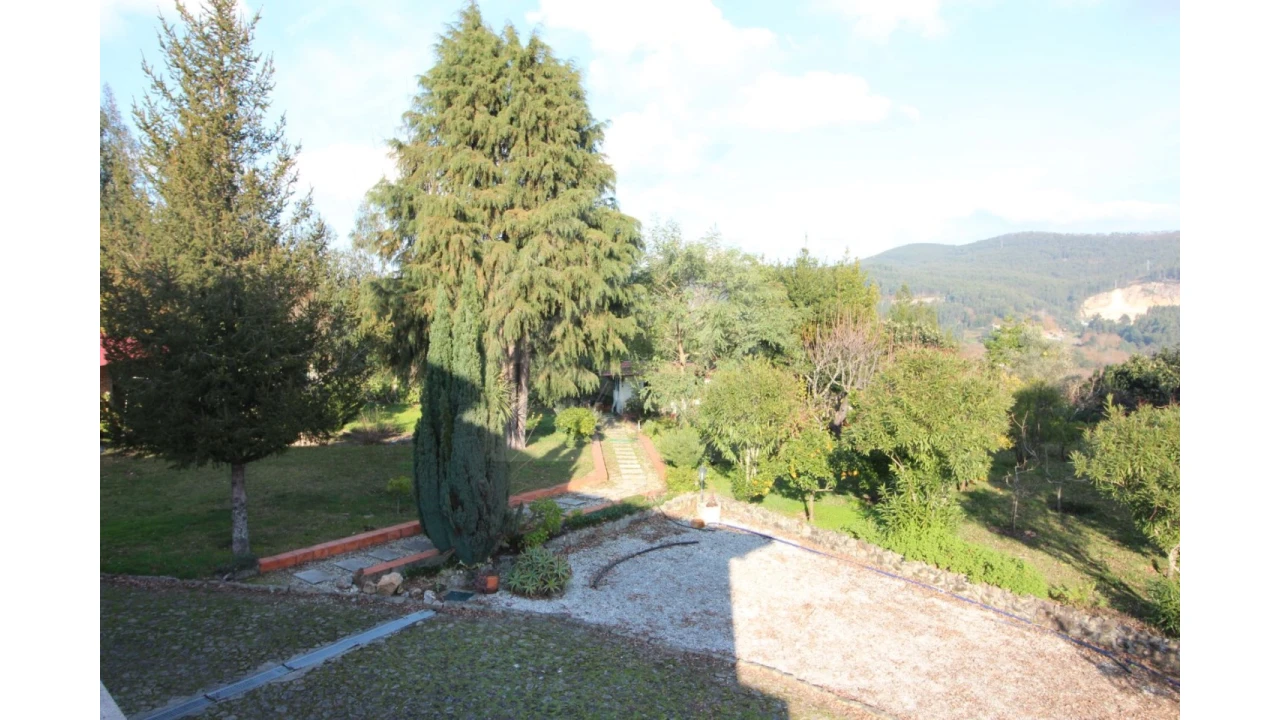 Moradia T3 para Venda em Ossela Foto 25