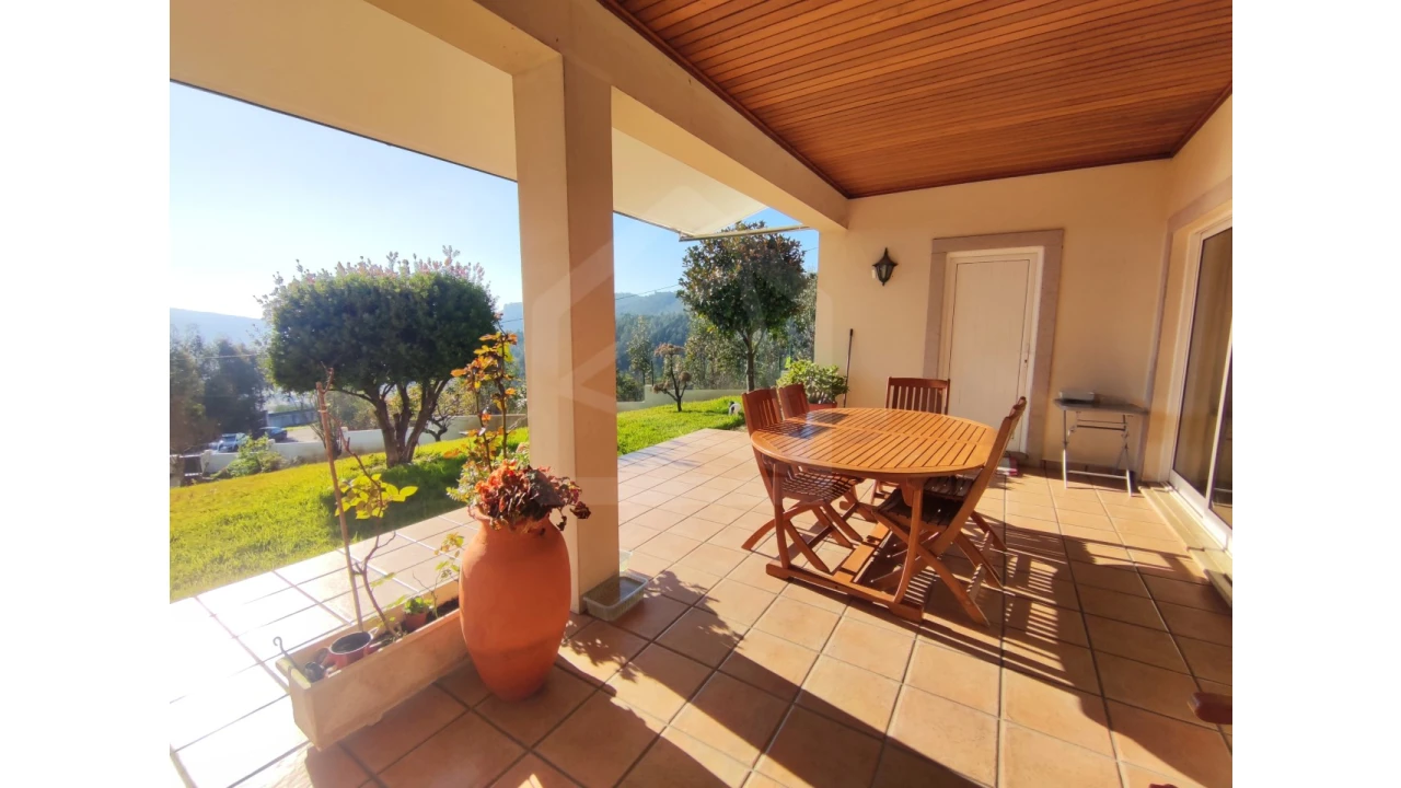 Moradia T3 para Venda em Ossela Foto 41