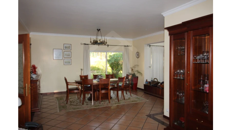 Moradia T3 para Venda em Ossela Foto 5