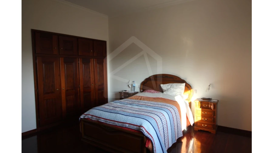 Moradia T3 para Venda em Ossela Foto 14